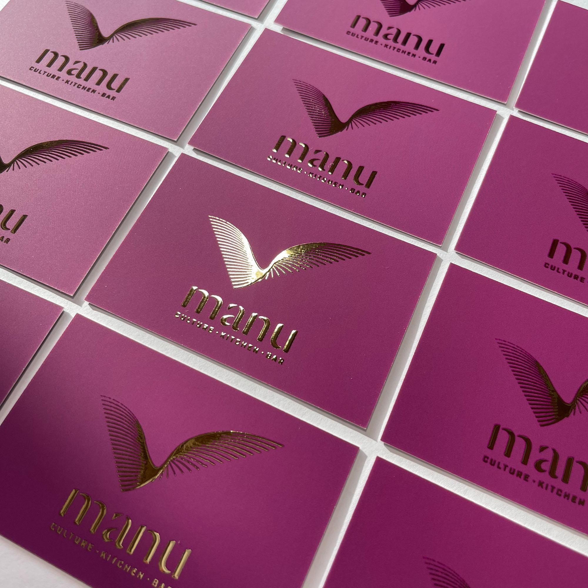 Manu Business Cards Pink